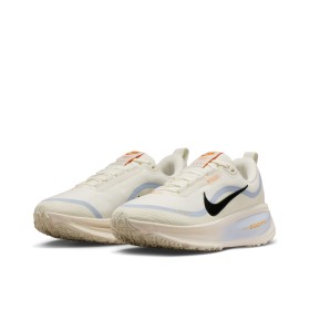 Nike Vomero 18 Beige