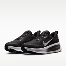Nike Vomero 18 Black White